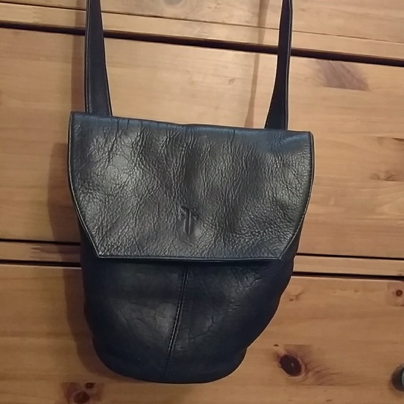 frye black crossbody bag